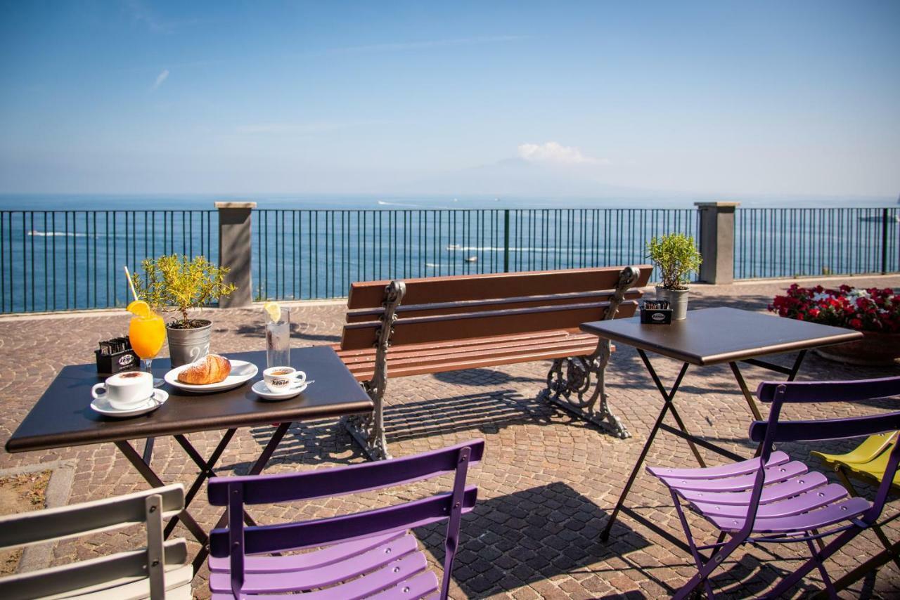 Suite Villa Comunale 索伦托 外观 照片